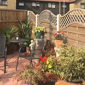  Apartment 1 Bedroom With Parking. United Kingdom
