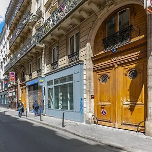  Apartment Bergere France